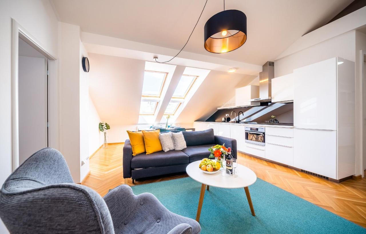Luxurious Woodrow Wilson Apt In Prague Centre Zewnętrze zdjęcie
