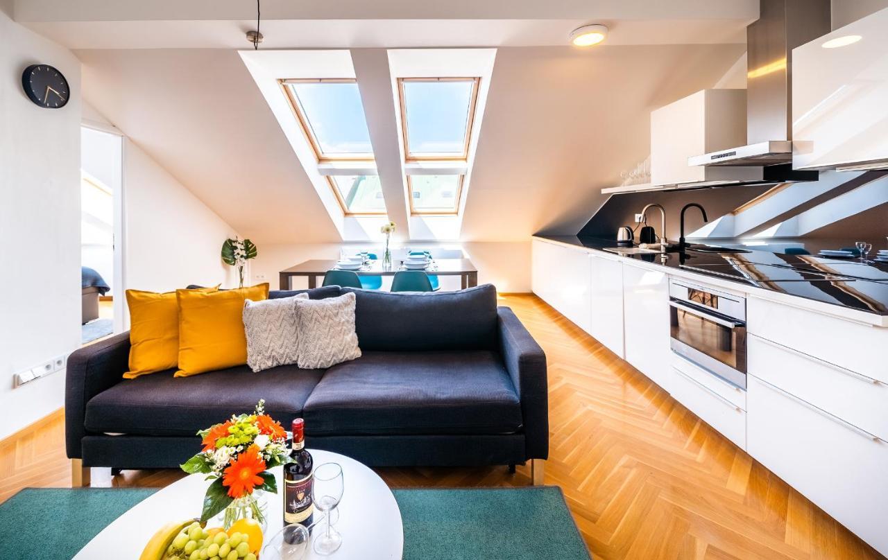 Luxurious Woodrow Wilson Apt In Prague Centre Zewnętrze zdjęcie