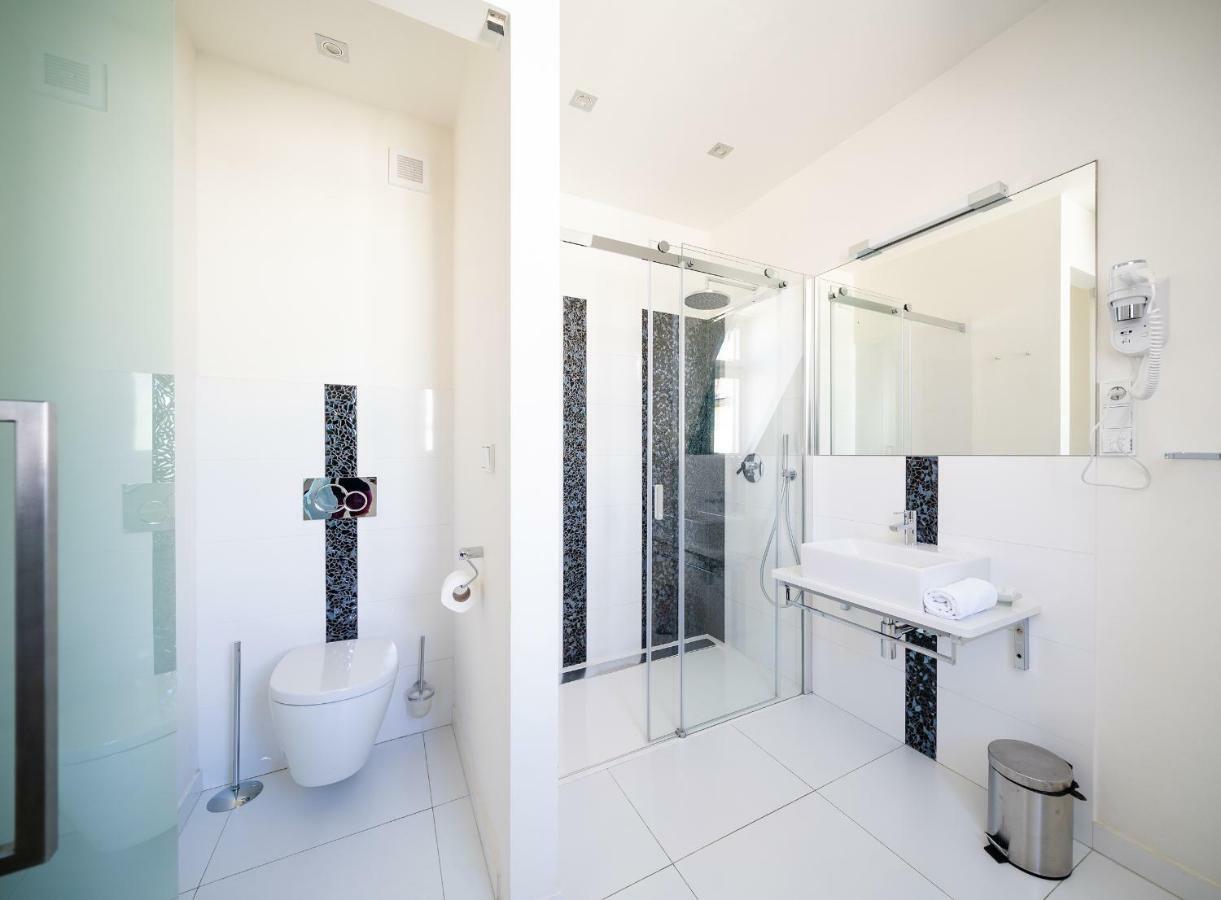 Luxurious Woodrow Wilson Apt In Prague Centre Zewnętrze zdjęcie