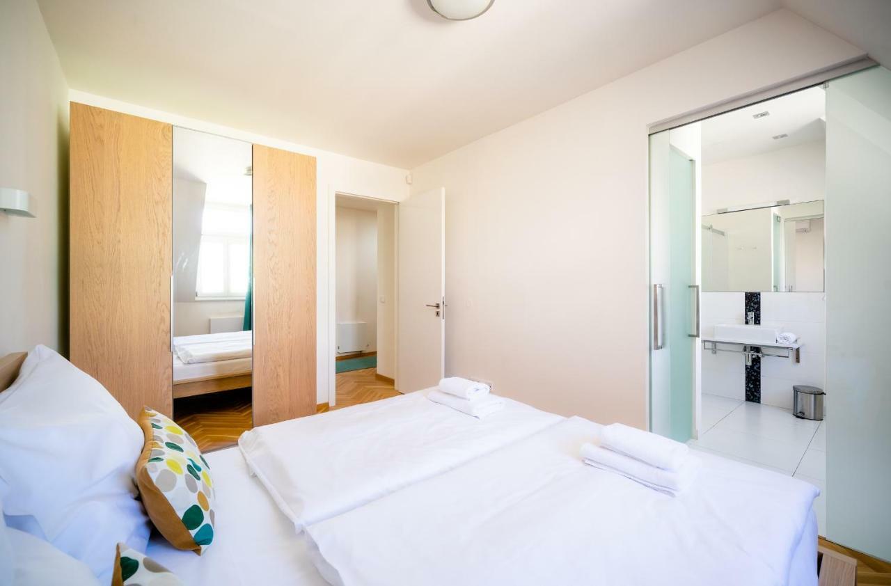 Luxurious Woodrow Wilson Apt In Prague Centre Zewnętrze zdjęcie