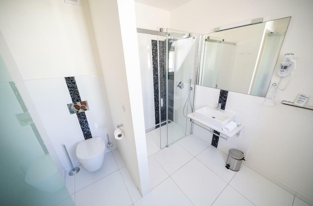 Luxurious Woodrow Wilson Apt In Prague Centre Zewnętrze zdjęcie